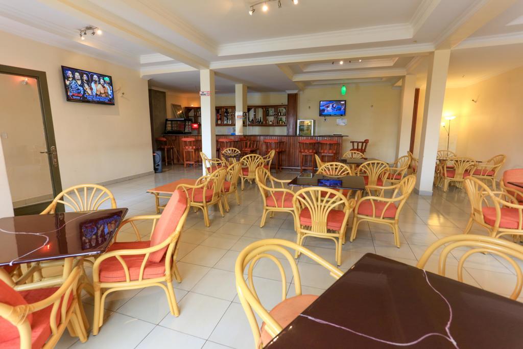 Faraja Hotel Ruhengeri ภายนอก รูปภาพ