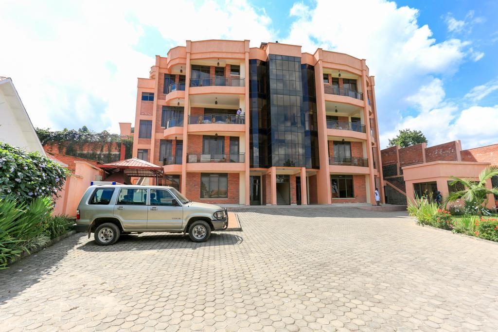 Faraja Hotel Ruhengeri ภายนอก รูปภาพ