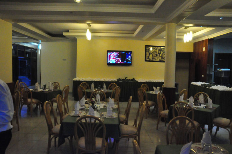 Faraja Hotel Ruhengeri ภายนอก รูปภาพ