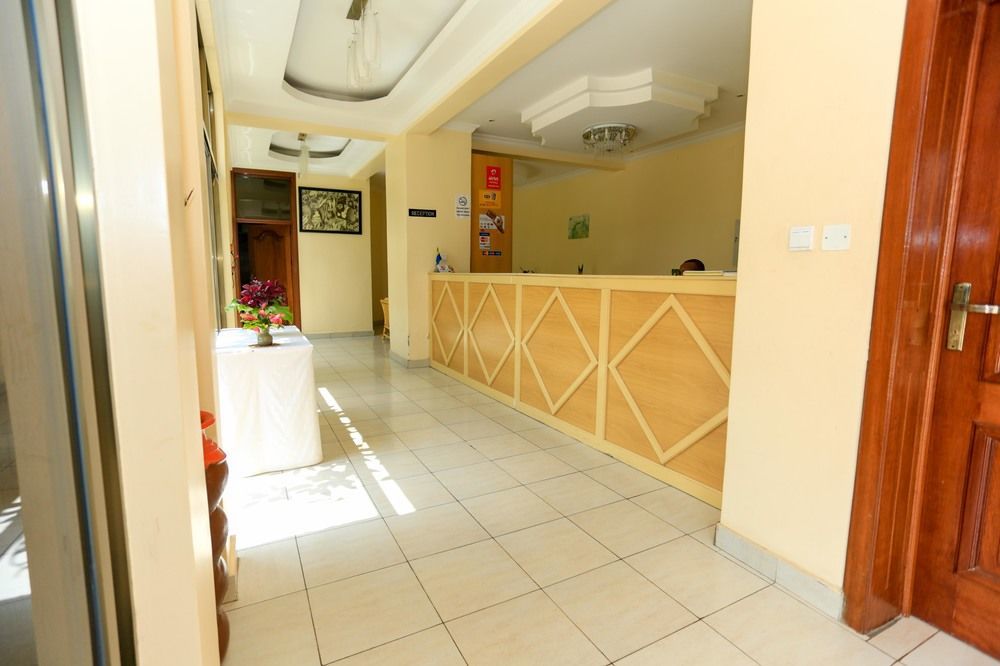 Faraja Hotel Ruhengeri ภายนอก รูปภาพ