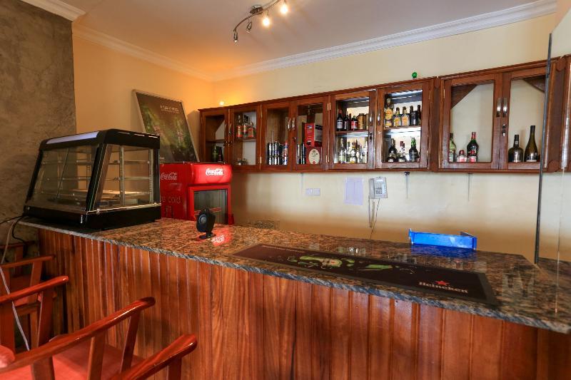 Faraja Hotel Ruhengeri ภายนอก รูปภาพ